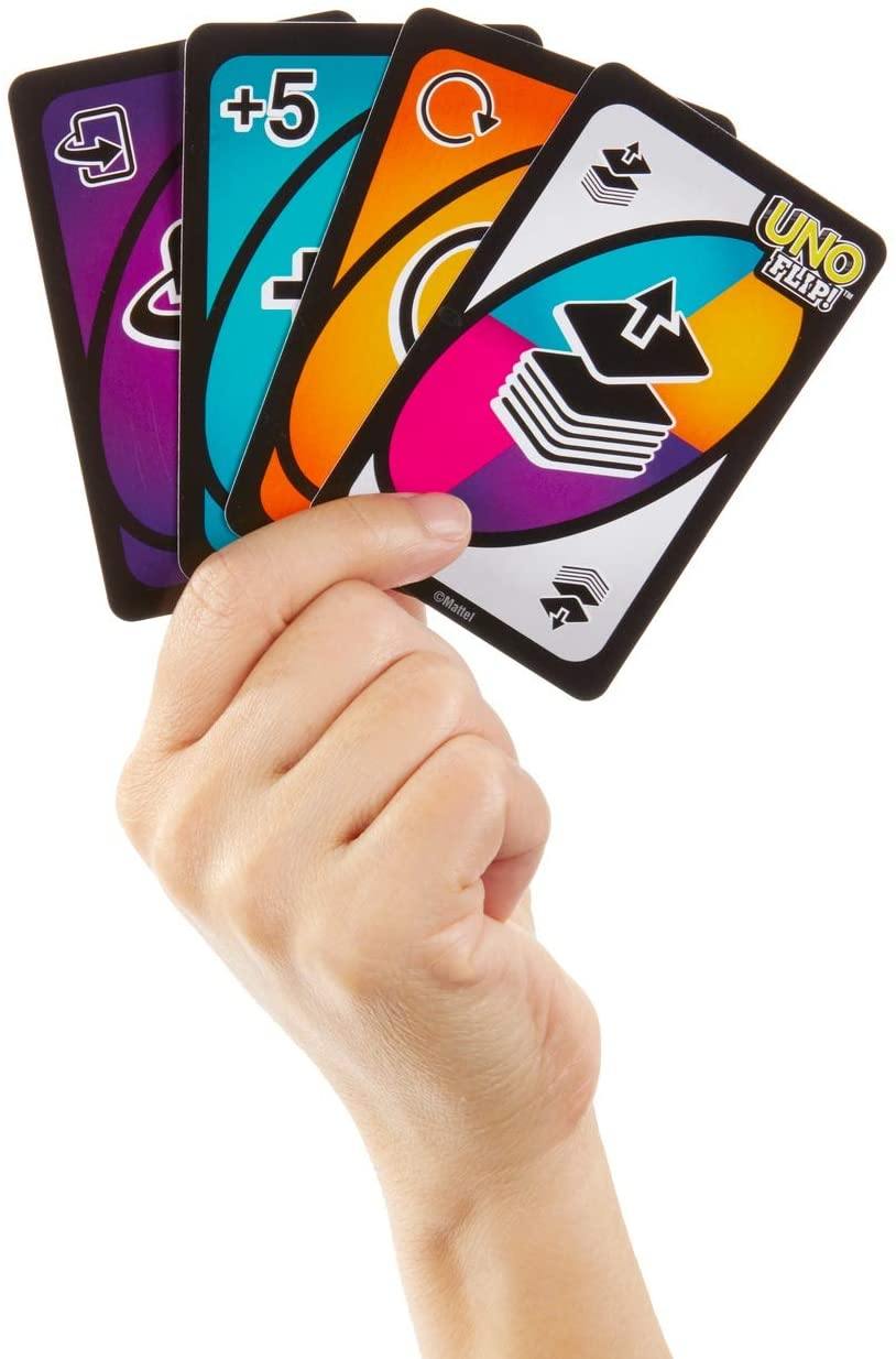UNO FLIP! - L'elettrizzante variante del gioco per tutta la famiglia in una  scatola in metallo, 112 carte fronte/retro e carte speciali FLIP, per  bambini, 7+ anni, GDG37 : : Giochi e